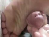 Wife gives sexy footjob with happy ending